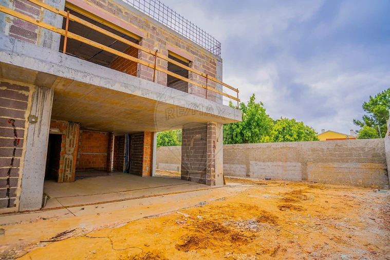 Moradia T4 para Venda em Rio Maior Foto 11