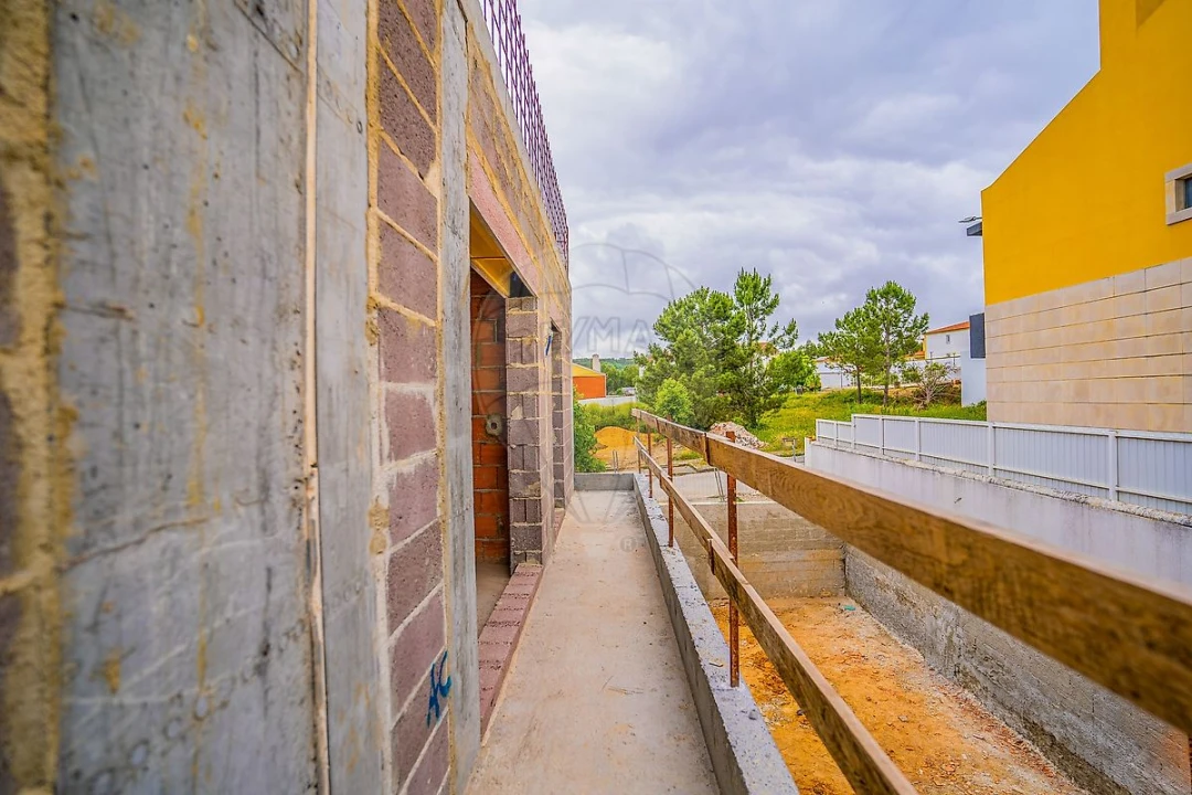 Moradia T4 para Venda em Rio Maior Foto 16