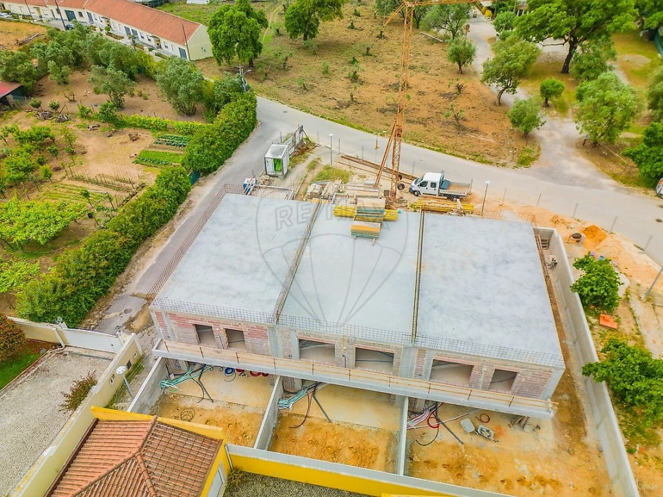 Moradia T4 para Venda em Rio Maior Foto 3