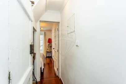 Apartamento T1 para Venda em Santa Maria Maior