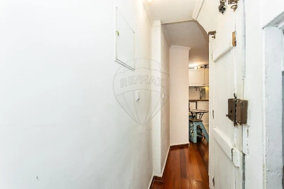 Apartamento T1 para Venda em Santa Maria Maior