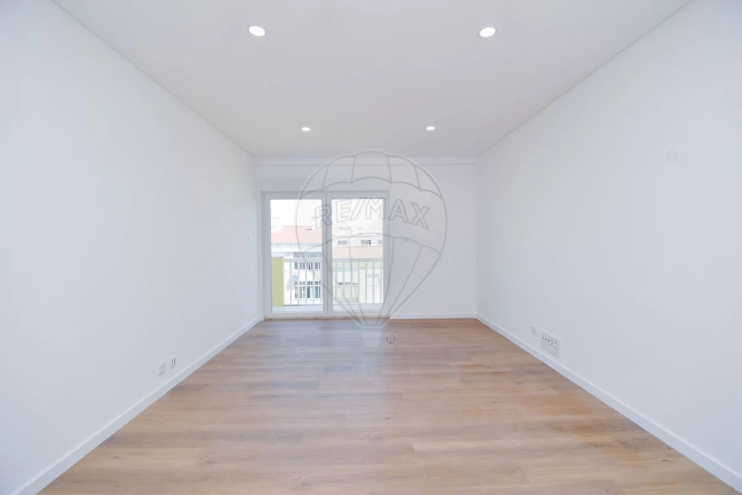 Apartamento T3 para Venda em Mina de Água Foto 7
