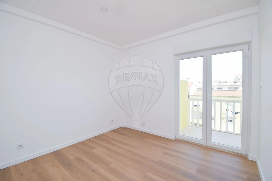 Apartamento T3 para Venda em Mina de Água Foto 14