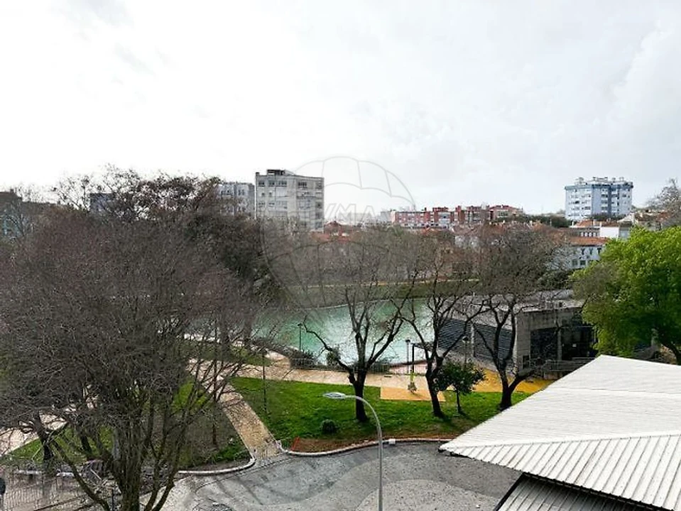 Apartamento T3 para Venda em Mina de Água Foto 28
