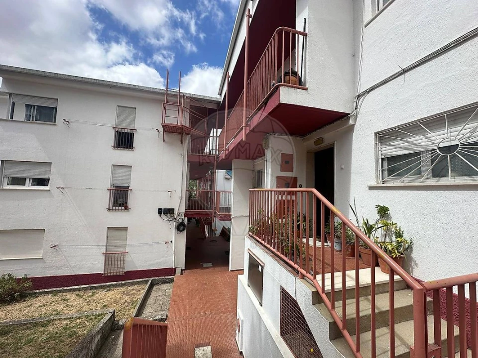Apartamento T3 para Venda em Queluz e Belas Foto 7