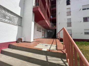 Apartamento T3 para Venda em Queluz e Belas