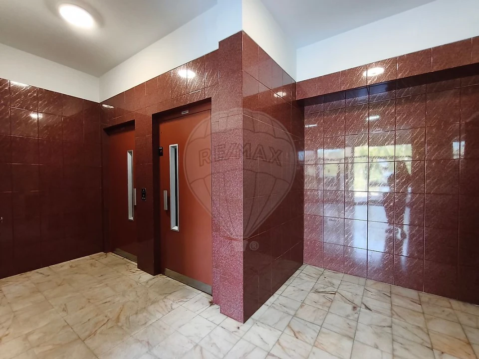 Apartamento T2 para Venda em Cacém e São Marcos Foto 2