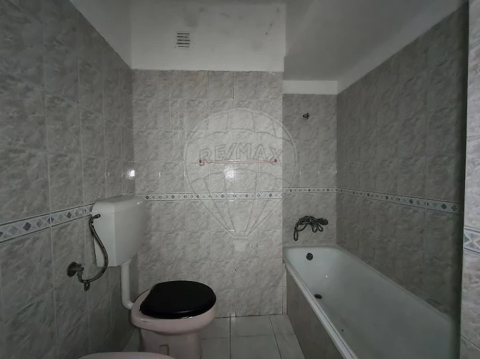 Apartamento T2 para Venda em Cacém e São Marcos Foto 10
