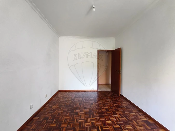 Apartamento T2 para Venda em Cacém e São Marcos Foto 9