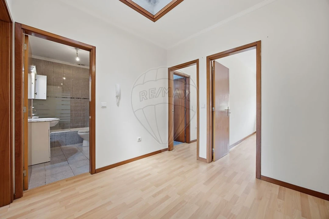 Moradia T5 para Venda em Pedrouços Foto 10