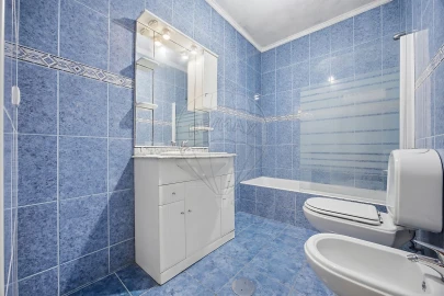 Moradia T5 para Venda em Pedrouços