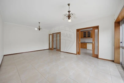 Moradia T5 para Venda em Pedrouços