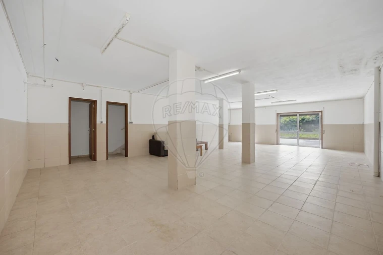 Moradia T5 para Venda em Pedrouços Foto 32