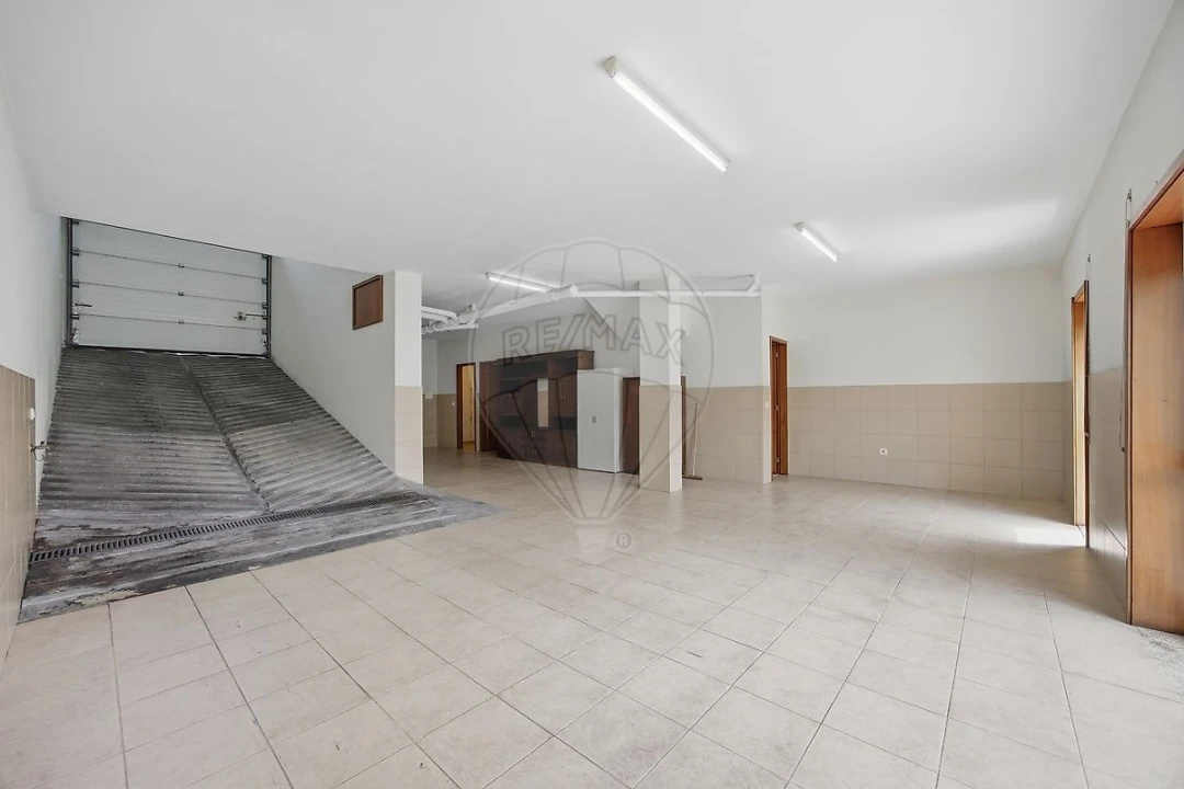 Moradia T5 para Venda em Pedrouços Foto 31