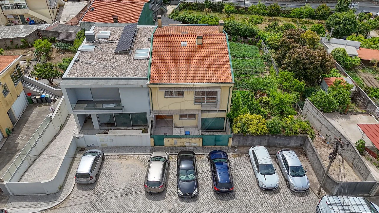 Moradia T5 para Venda em Pedrouços Foto 4