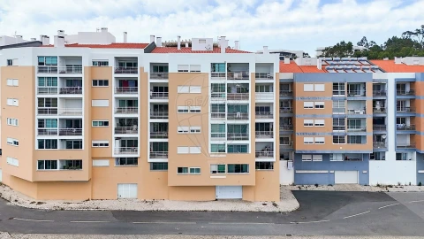 Apartamento T2 para Venda em Santa Maria, São Pedro e Matacães