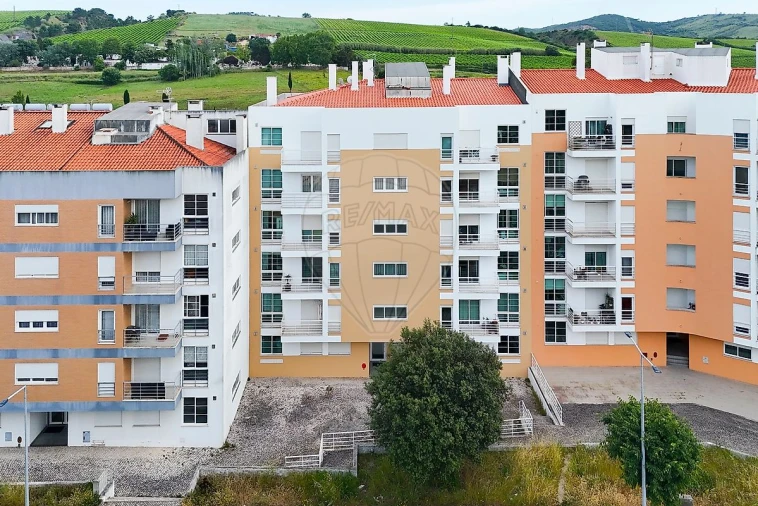 Apartamento T2 para Venda em Santa Maria, São Pedro e Matacães Foto 23