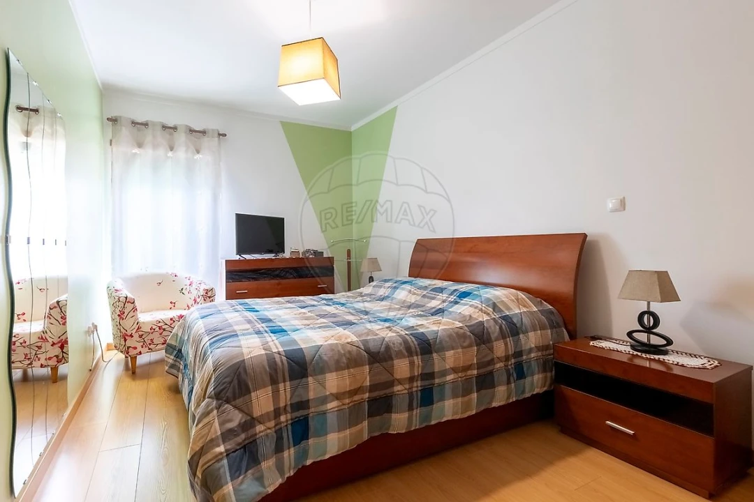 Apartamento T2 para Venda em Santa Maria, São Pedro e Matacães Foto 11