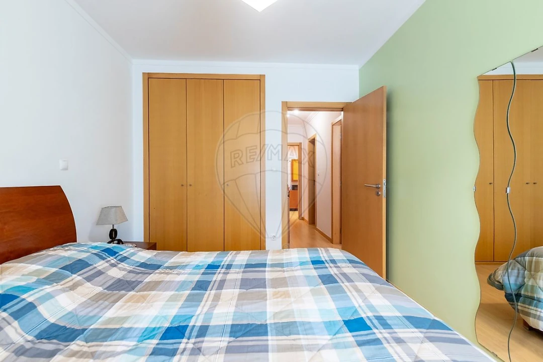Apartamento T2 para Venda em Santa Maria, São Pedro e Matacães Foto 13