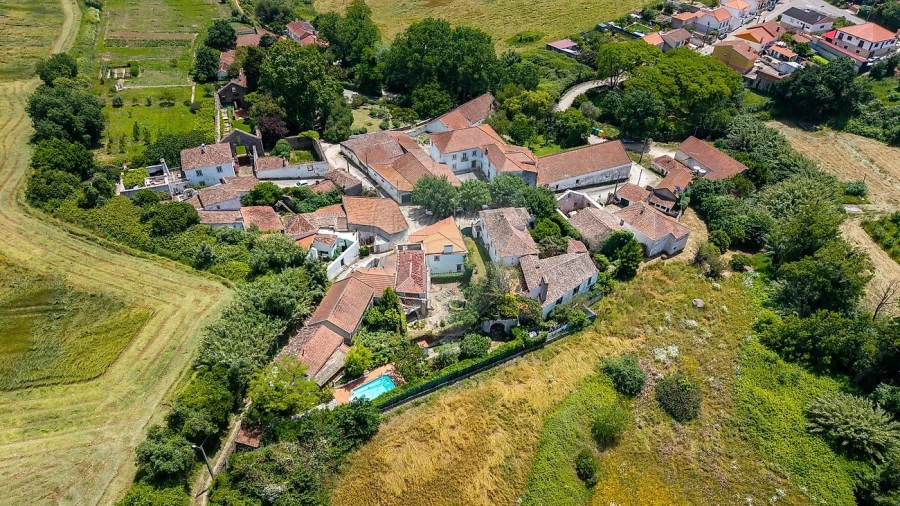 Moradia T3 para Venda em Dois Portos e Runa Foto 34