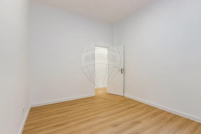 Apartamento T2 para Venda em Ajuda