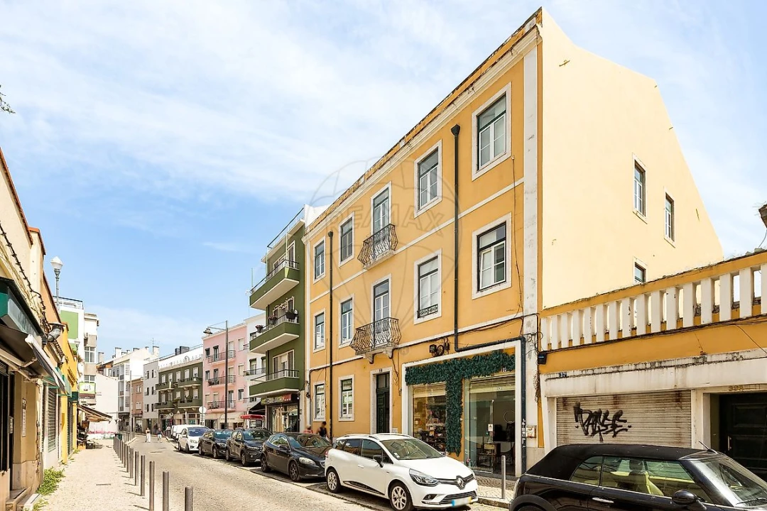 Apartamento T2 para Venda em Ajuda Foto 5