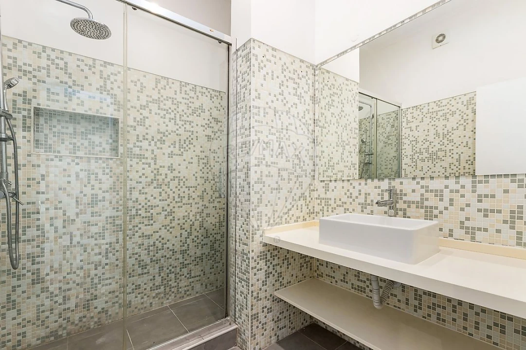 Apartamento T2 para Venda em Ajuda Foto 20