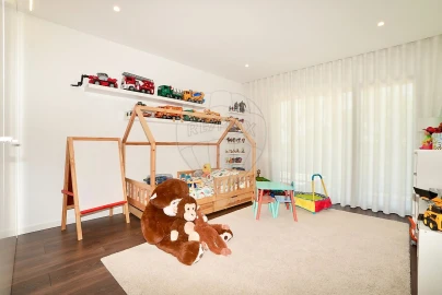 Moradia T5 para Venda em Milharado