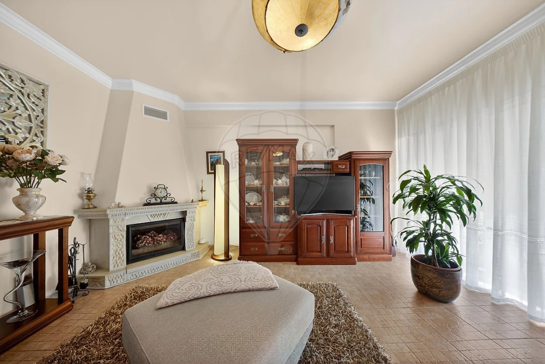 Apartamento T3 para Venda em Castanheira do Ribatejo e Cachoeiras Foto 4