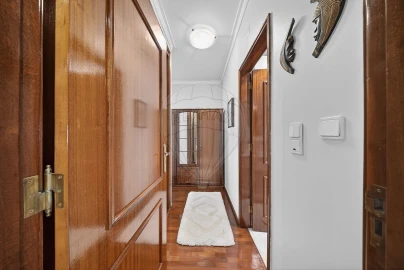 Apartamento T3 para Venda em Castanheira do Ribatejo e Cachoeiras