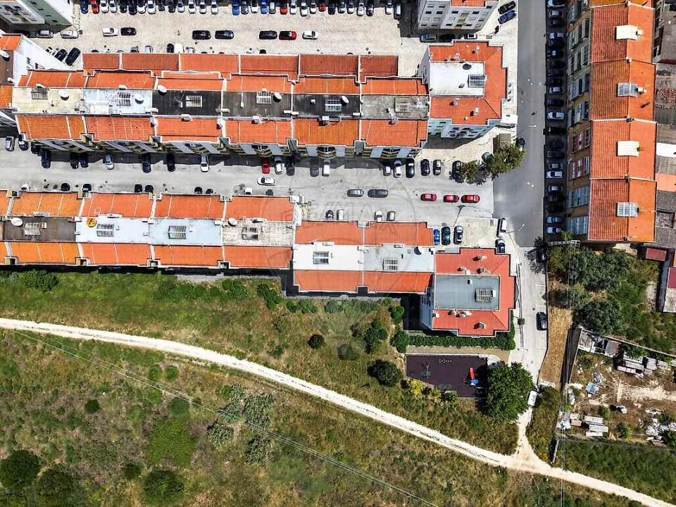 Apartamento T3 para Venda em Castanheira do Ribatejo e Cachoeiras Foto 26