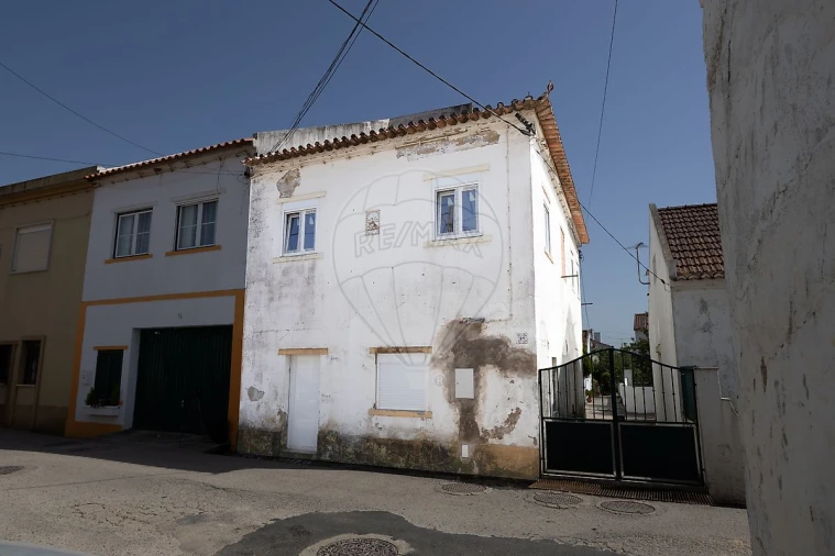 Moradia T2 para Venda em Ventosa Foto 5