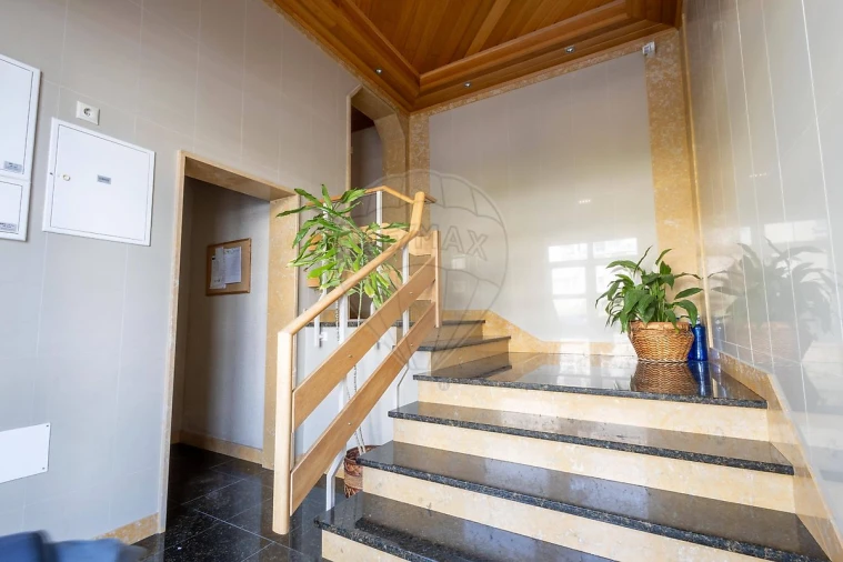 Apartamento T2 para Venda em Alenquer (Santo Estêvão e Triana) Foto 2