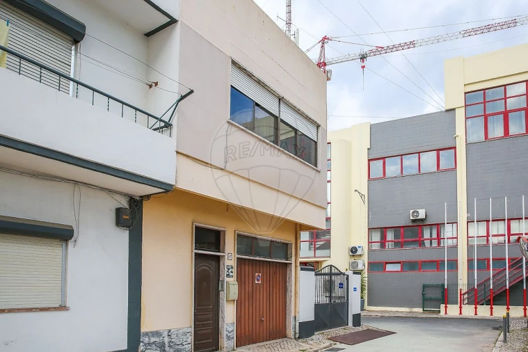 Moradia T3 para Venda em Alhandra, São João dos Montes e Calhandriz Foto 4