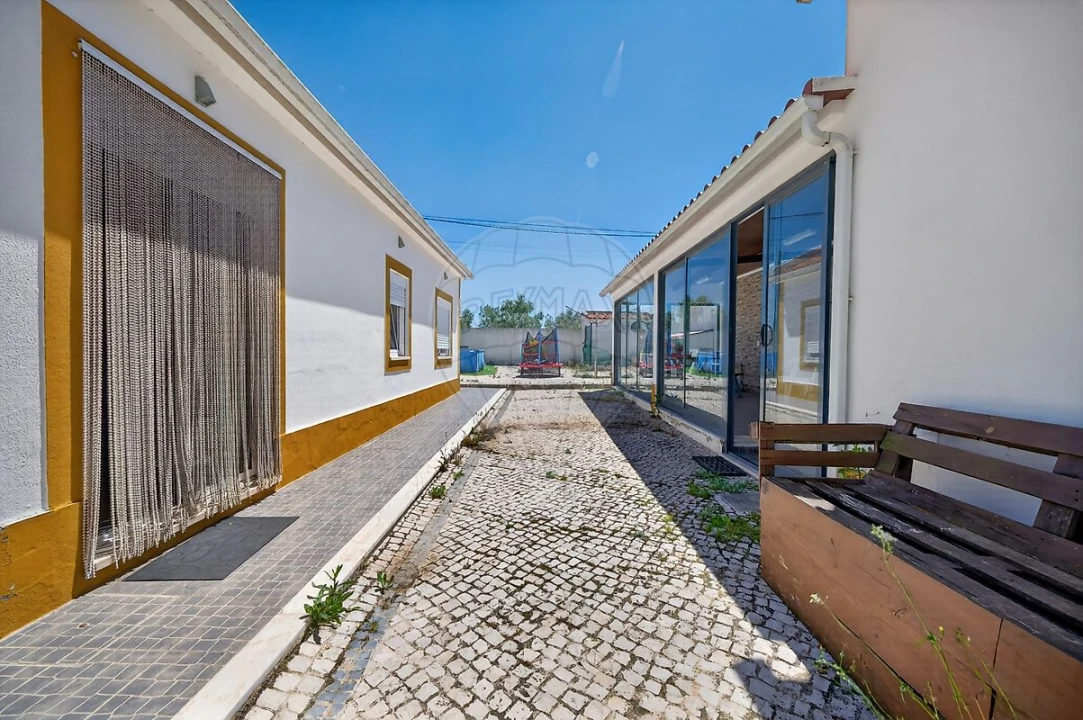 Moradia T2 para Venda em Abrigada e Cabanas de Torres Foto 24
