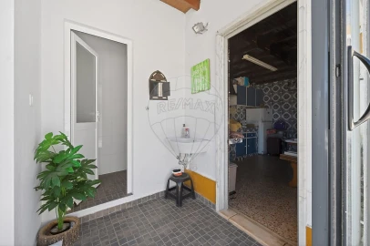 Moradia T2 para Venda em Abrigada e Cabanas de Torres