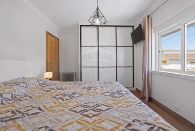 Moradia T2 para Venda em Abrigada e Cabanas de Torres
