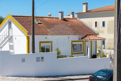 Moradia T2 para Venda em Abrigada e Cabanas de Torres