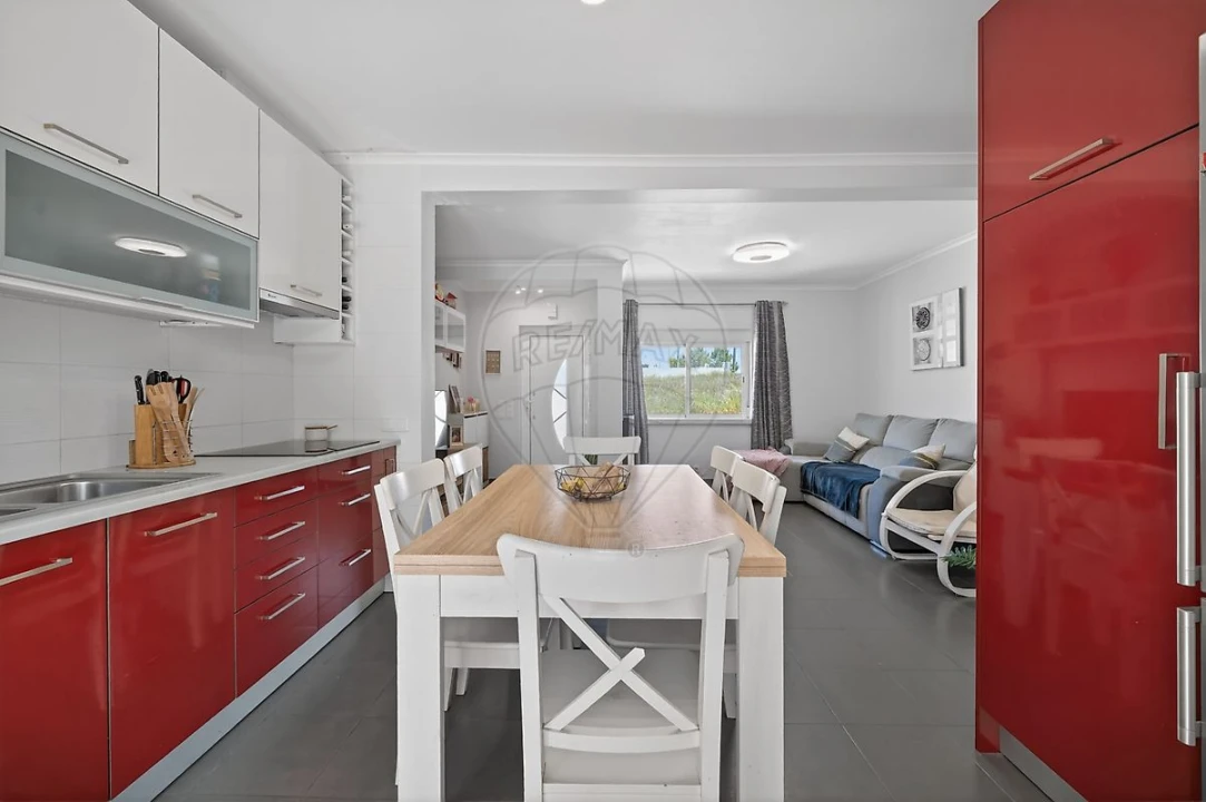 Moradia T2 para Venda em Abrigada e Cabanas de Torres Foto 1