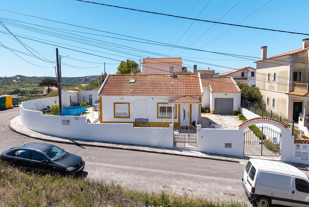 Moradia T2 para Venda em Abrigada e Cabanas de Torres Foto 7