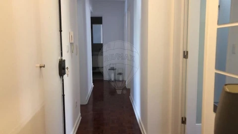 Apartamento T3 para Arrendamento em Oeiras e São Julião da Barra, Paço de Arcos e Caxias