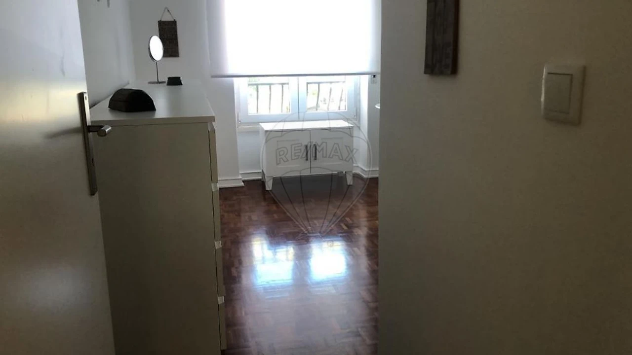Apartamento T3 para Arrendamento em Oeiras e São Julião da Barra, Paço de Arcos e Caxias Foto 6