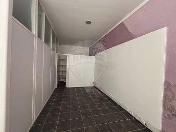 Prédio para Venda em União das Freguesias de Setúbal