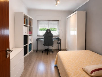 Apartamento T2 para Venda em Póvoa de Santa Iria e Forte da Casa
