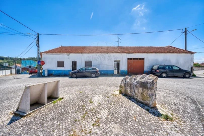 Moradia T3 para Venda em Arrouquelas