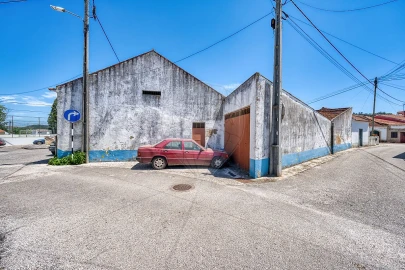 Moradia T3 para Venda em Arrouquelas