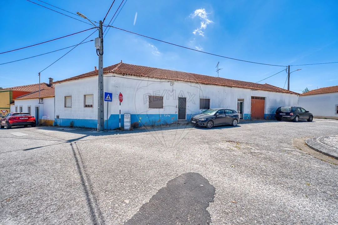 Moradia T3 para Venda em Arrouquelas Foto 30