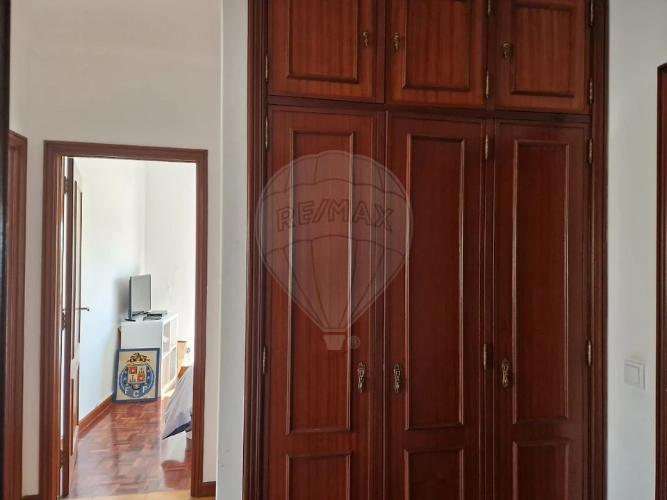 Apartamento T3 para Venda em Arcozelo Foto 6