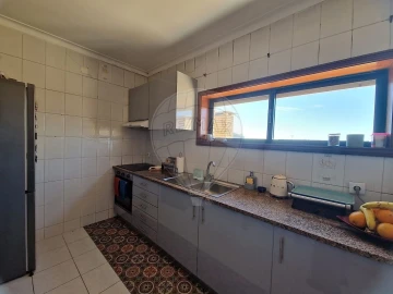 Apartamento T3 para Venda em Arcozelo