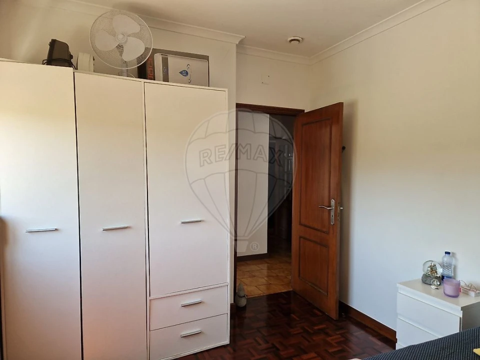 Apartamento T3 para Venda em Arcozelo Foto 15
